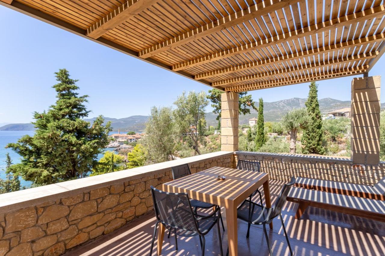 Diapori Suites Hotel Kardhamili Esterno foto
