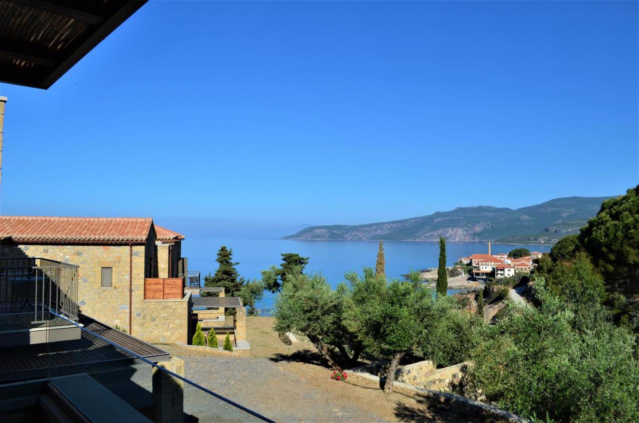 Diapori Suites Hotel Kardhamili Esterno foto